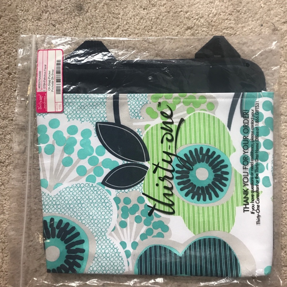 On snap pocket thirty one gifts fabulous floral