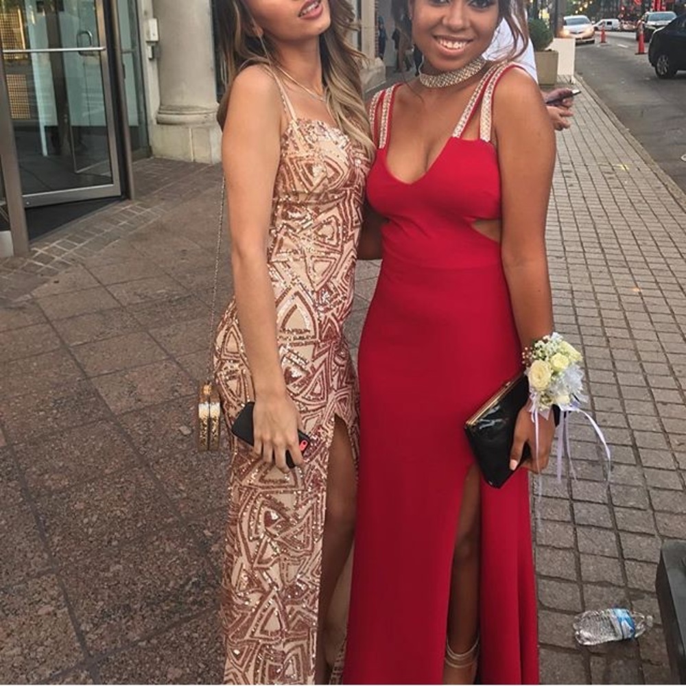 Golden prom dress