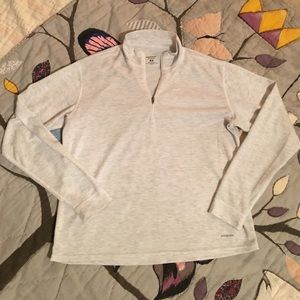 Patagonia Women's Capilene 1/2 Zip White Shirt Patagonia Women's Capilene 1/2 Zip White Shirt