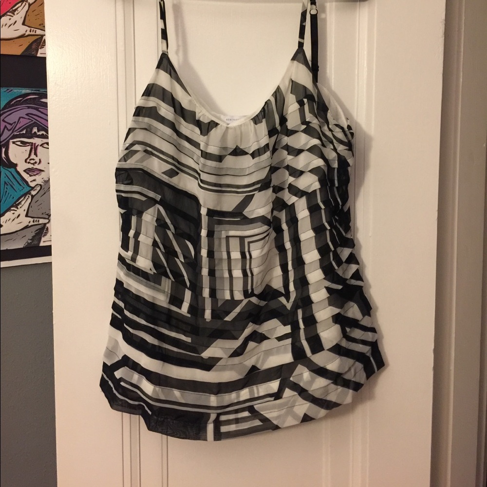 Black and white ruffled top