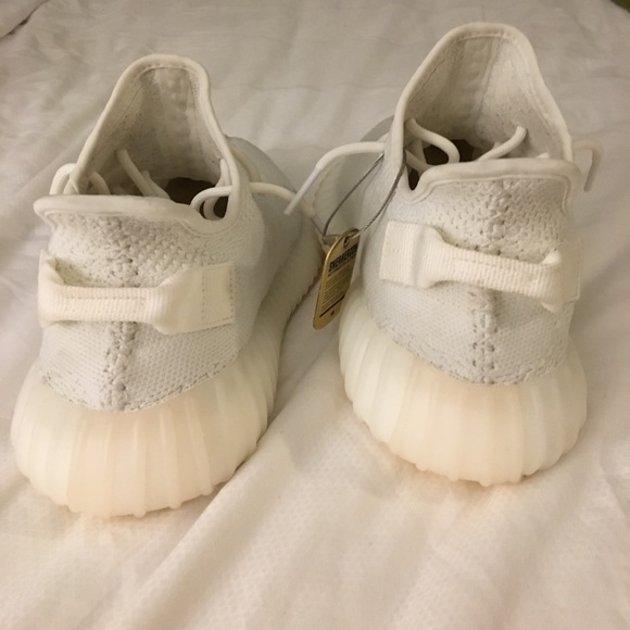 Yeezy V2 Cream White - Picture 2 of 7