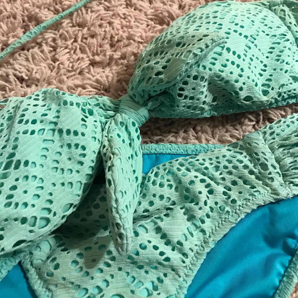 VICTORIAS SECRET TEAL BIKINI