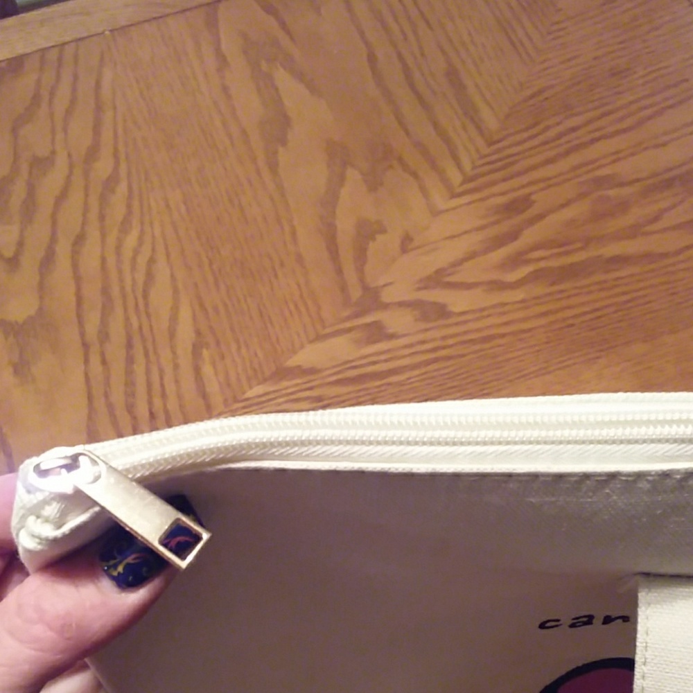 Canvas shoulder bag "can't stop looking at you" - Picture 7 of 7