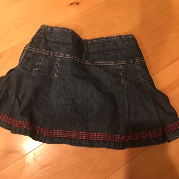 Gymboree Skirt - Girls size 5 - Picture 4 of 8
