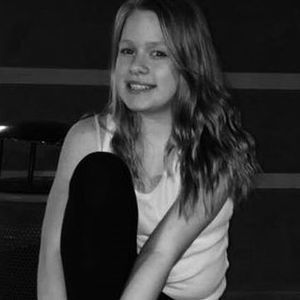 Meet your Posher, Kira