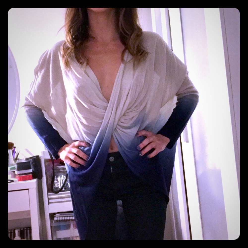 Ombré twist front long sleeve