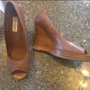 Steve Madden Peep Toe Wedges - Size 8