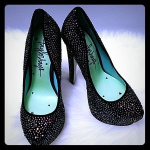 Taylor Says - TIL DEATH