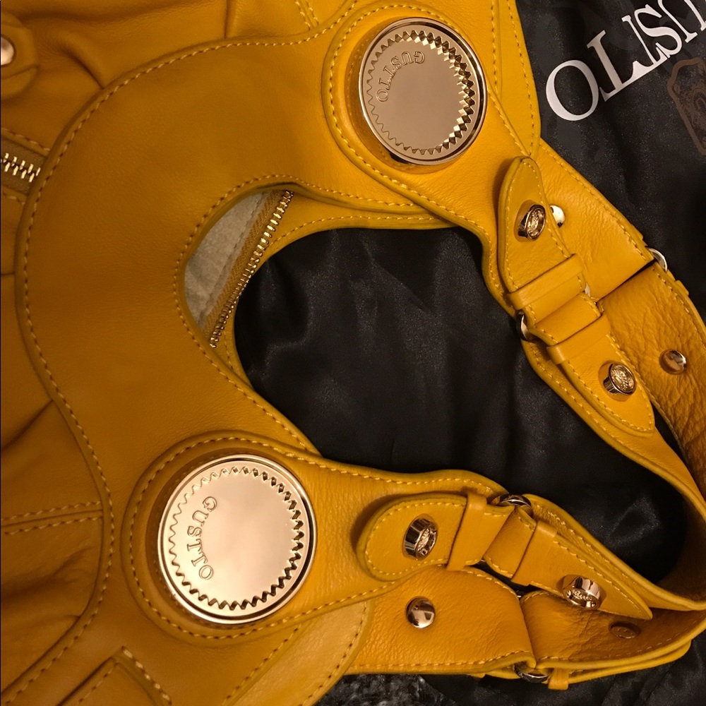 100% Authentic GUSTTO Handbag. - Picture 4 of 5