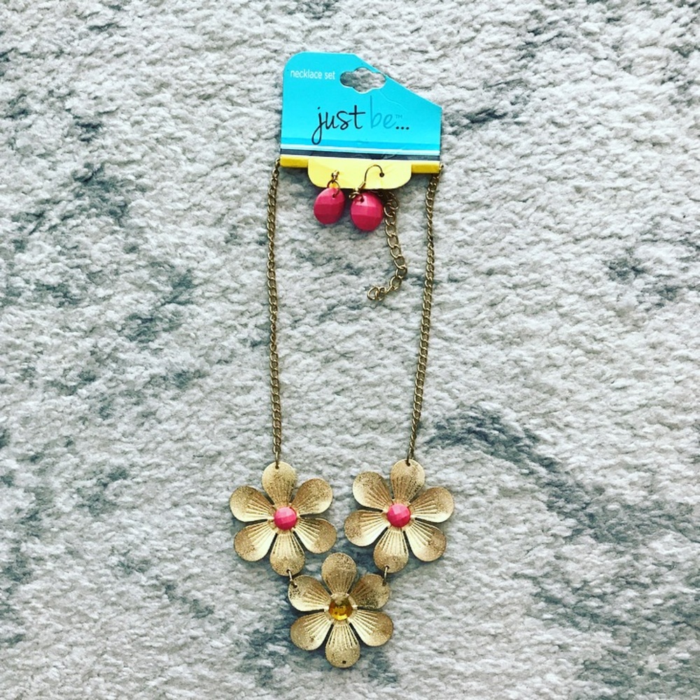 Pink & gold flower necklace and drop earrings set