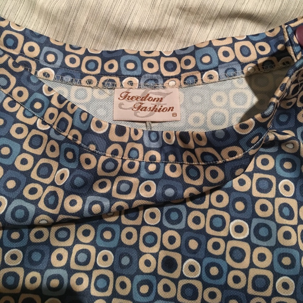 90’s Vintage Skater Skirt - Picture 3 of 3