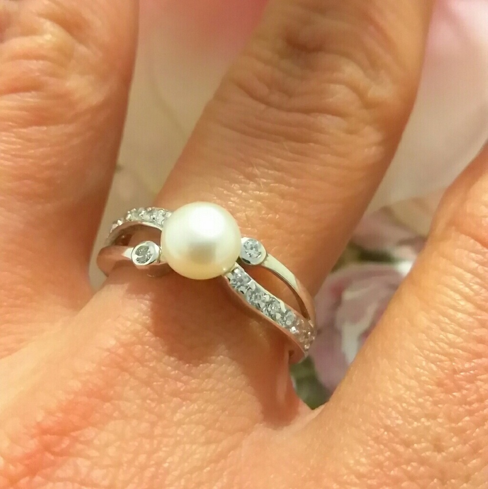 Natural Freshwater Pearl Solid Silver Ring