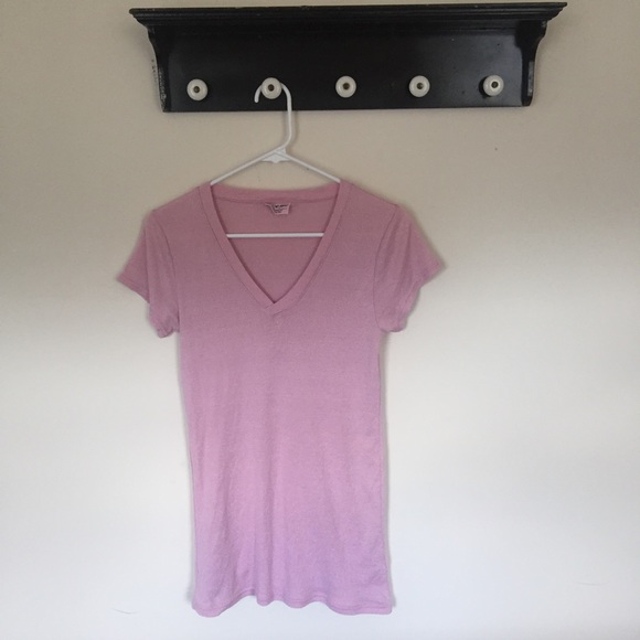 ❌SOLD! ❌MICHAEL STARS Pink V Neck Size OSFM - Picture 2 of 8