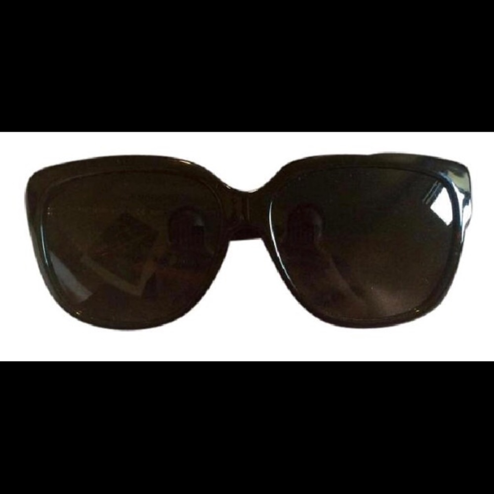 Fendi Sunglasses *SOLD