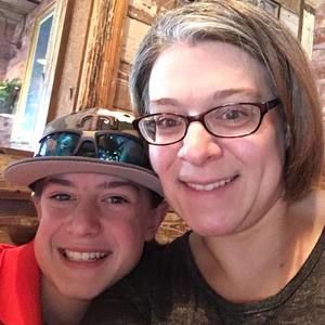 Meet your Posher, Sara