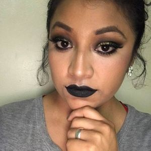 Meet your Posher, Janinna