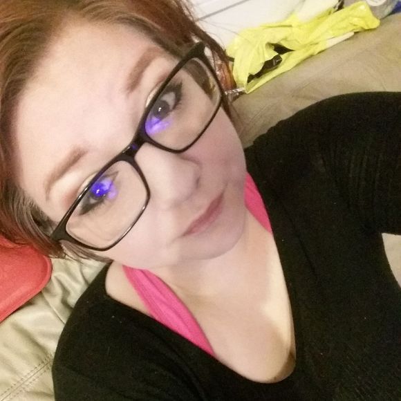 Meet your Posher, Echo - Picture 1 of 1