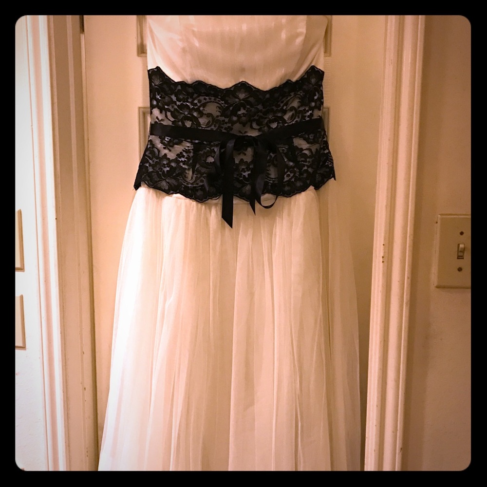 Jessica McClintock Ivory Floor Length Party Dress