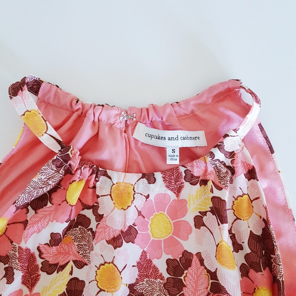 Cupcakes & Cashmere Floral Dress - Picture 5 of 5