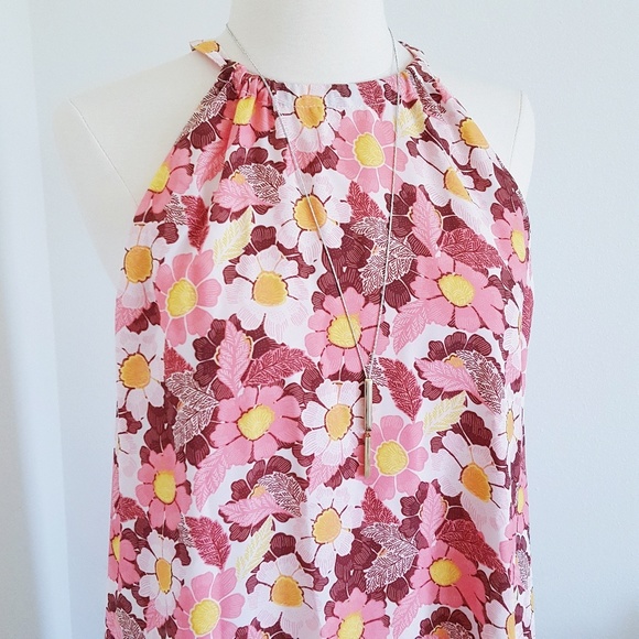 Cupcakes & Cashmere Floral Dress - Picture 2 of 5