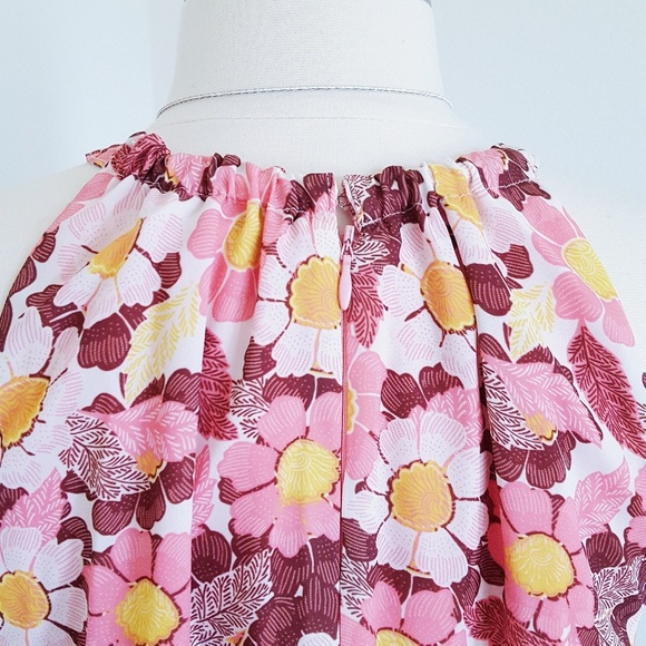 Cupcakes & Cashmere Floral Dress - Picture 4 of 5