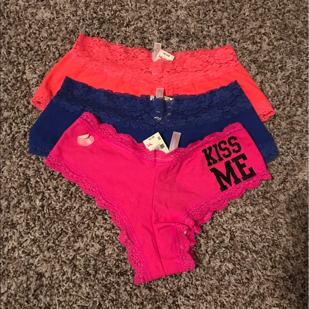 Bundle of 3 panties