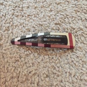 Check hair clip