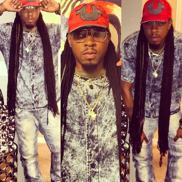 Meet your Posher, Milton - Picture 1 of 1