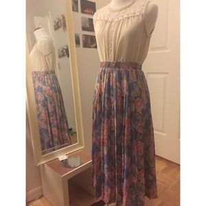 Floral Pleated Tea-length Skirt