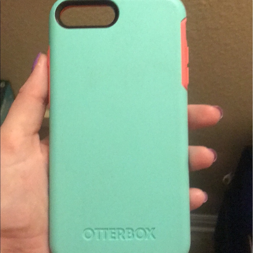 iPhone 7 Plus OtterBox Case