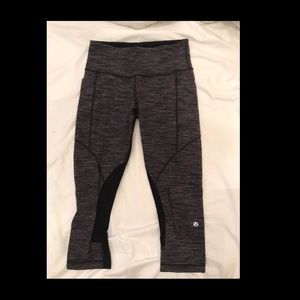lulu lemon cropped leggings