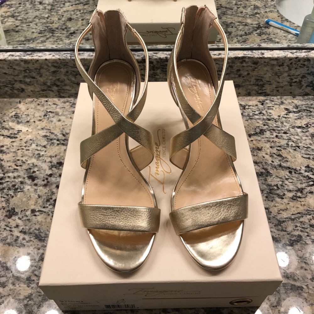 Vince Camuto Imagine Pascal 2 Pump
