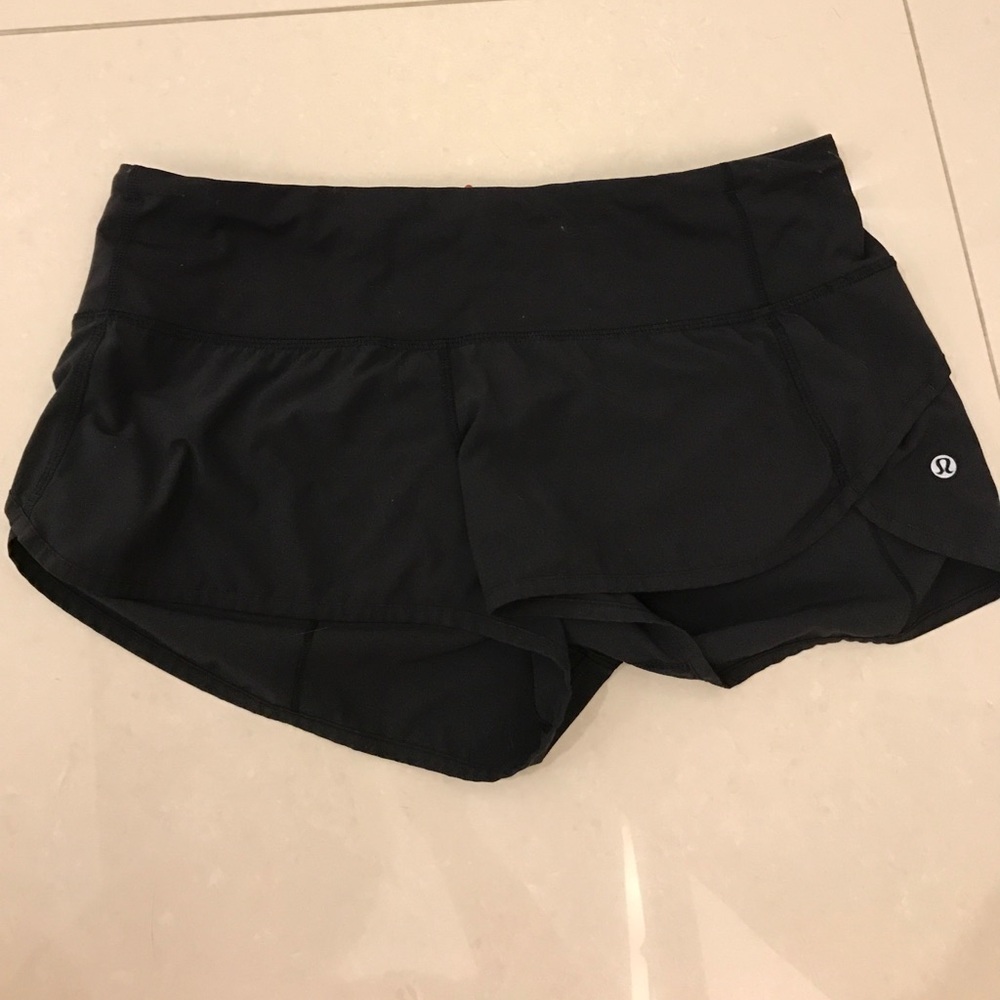 Black lulu lemon speed shorts