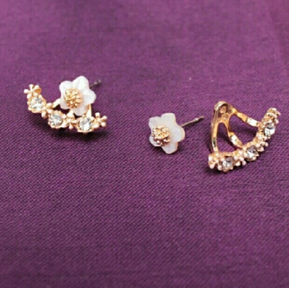 Rose gold flower earrings