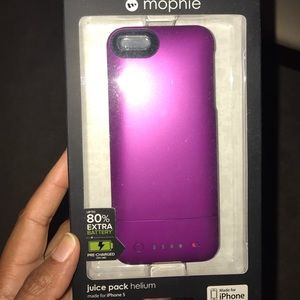 Brand new Mophie juice pack for iPhone 5