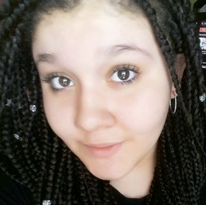 Meet your Posher, Celeste