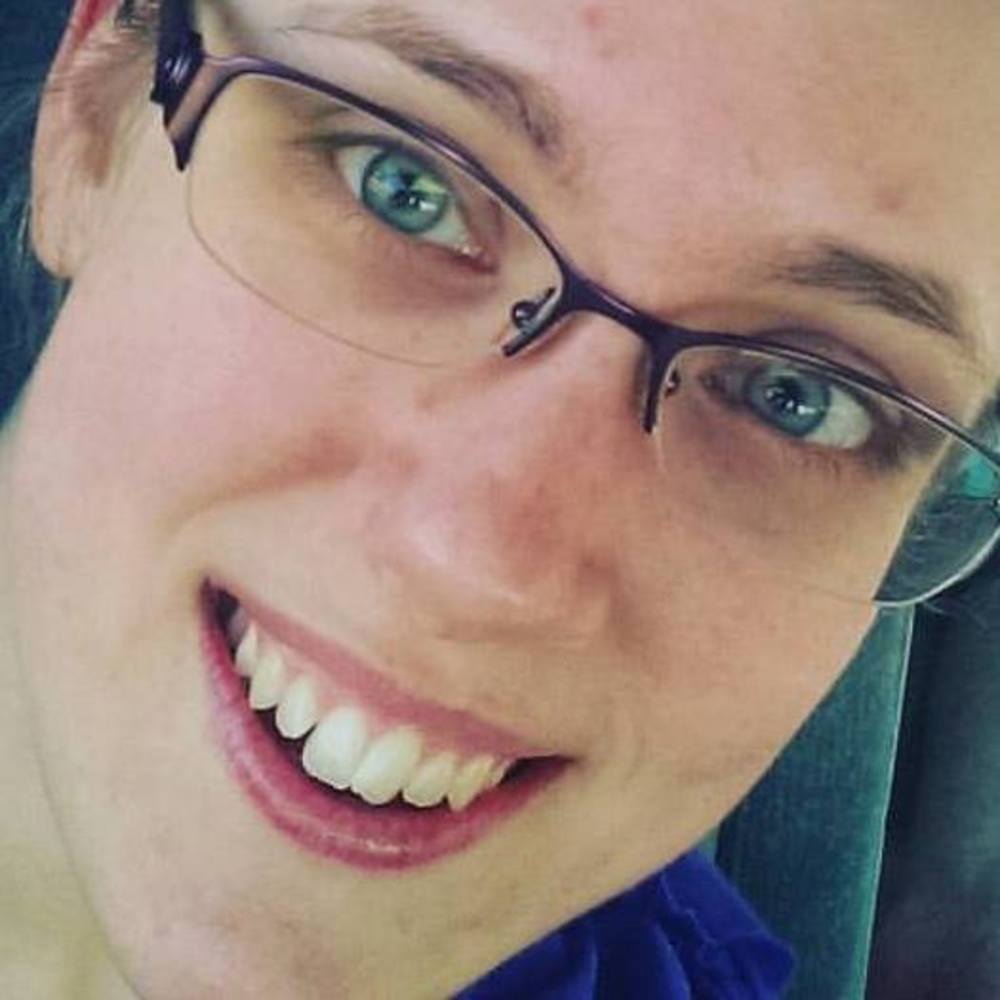 Meet your Posher, Amanda