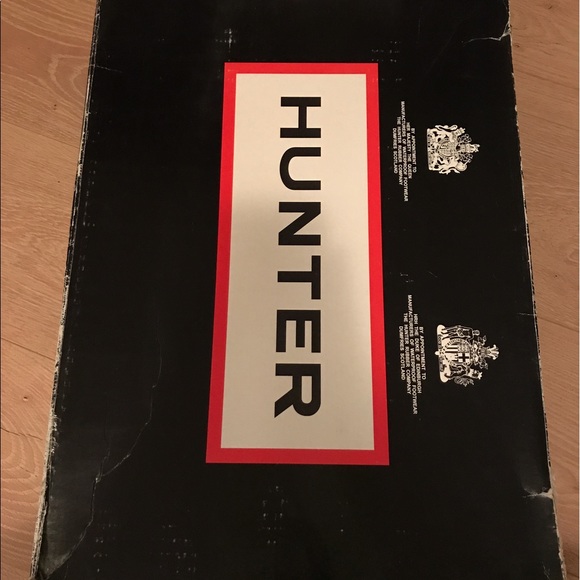 Rain Alert! Original hunter rain boots - Picture 3 of 7