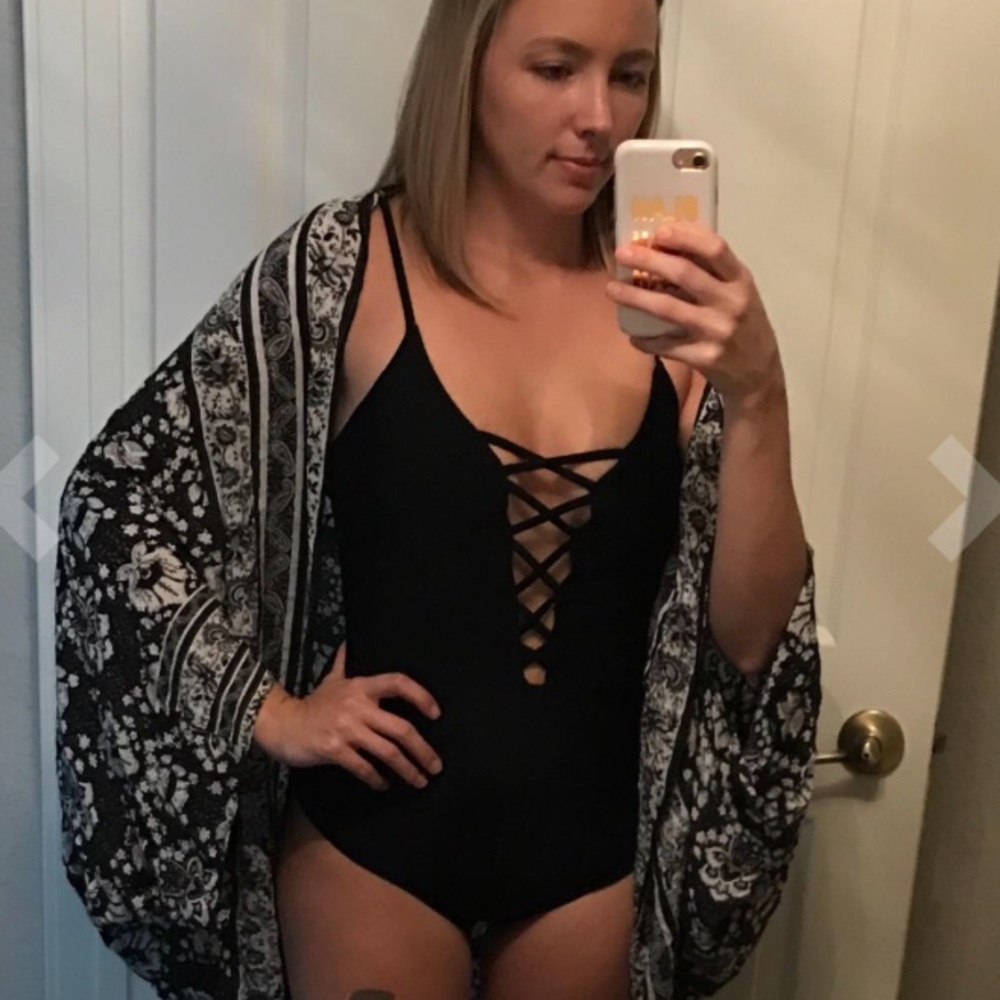 COCOLOCO STRAPPY SEXY DEEP V ONE PIECE SWIMSUIT - Picture 5 of 5