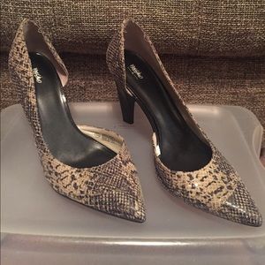 Snakeskin patterned heels