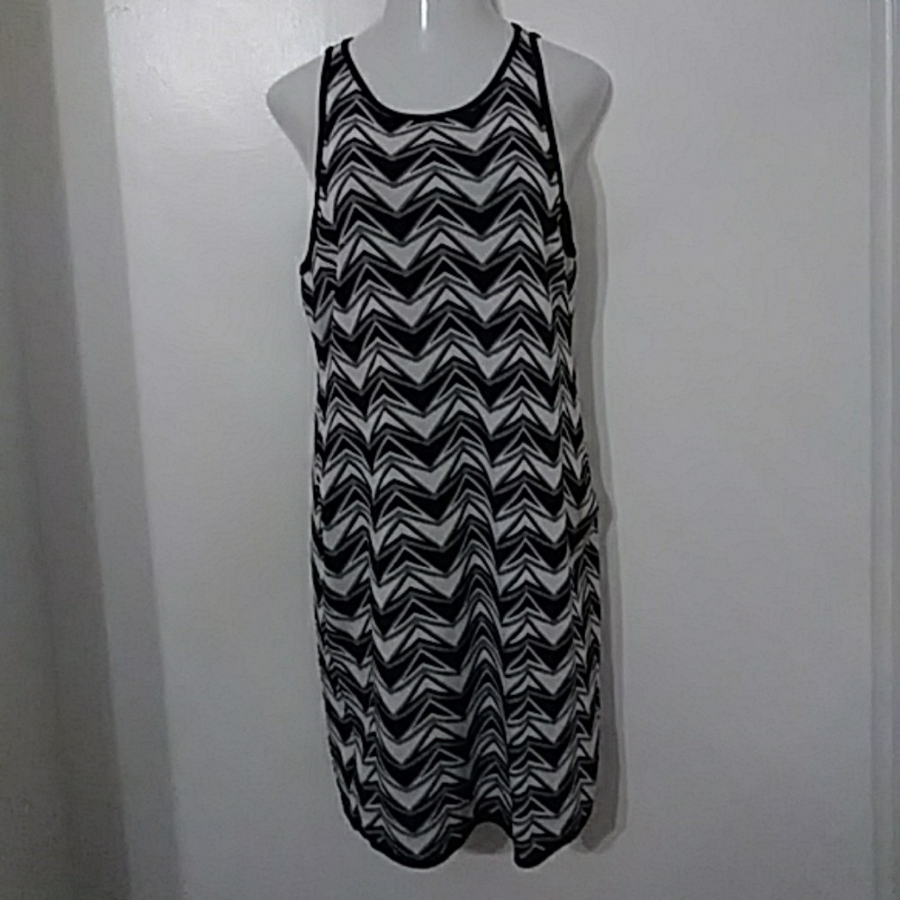 Vince Camuto Dress