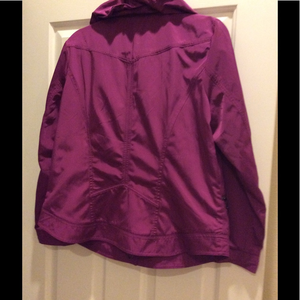 Nylon Jacket - Picture 2 of 3