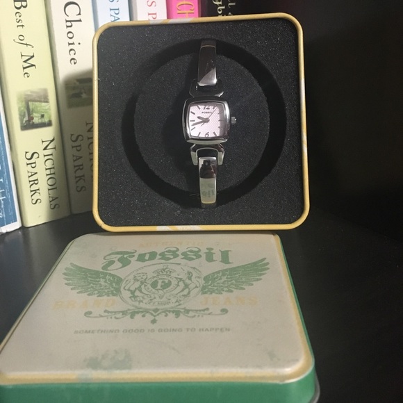 Fossil Watch - Picture 2 of 3