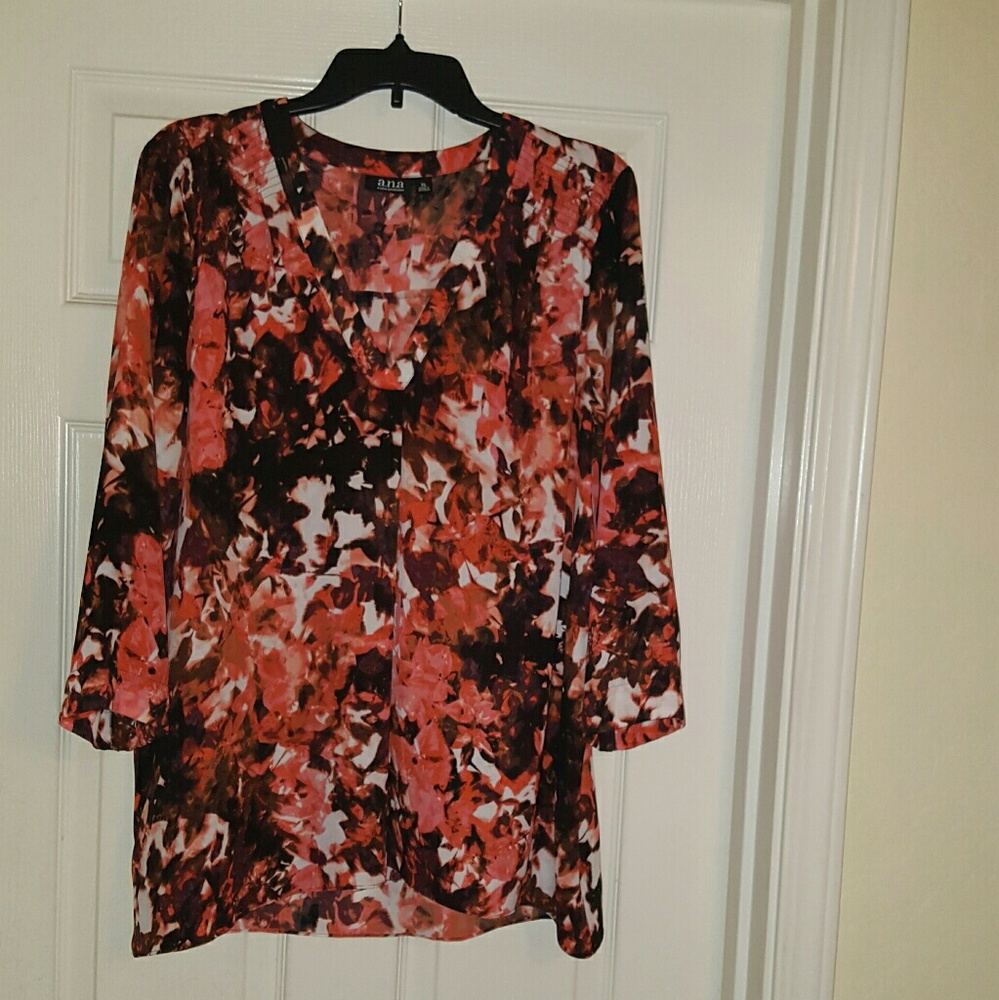 Lot of 2 long sleeve shirts