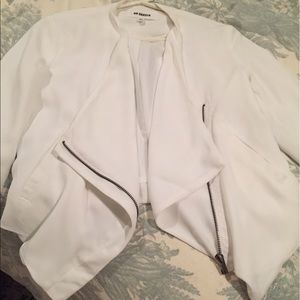 BB Dakota white zipper blazer