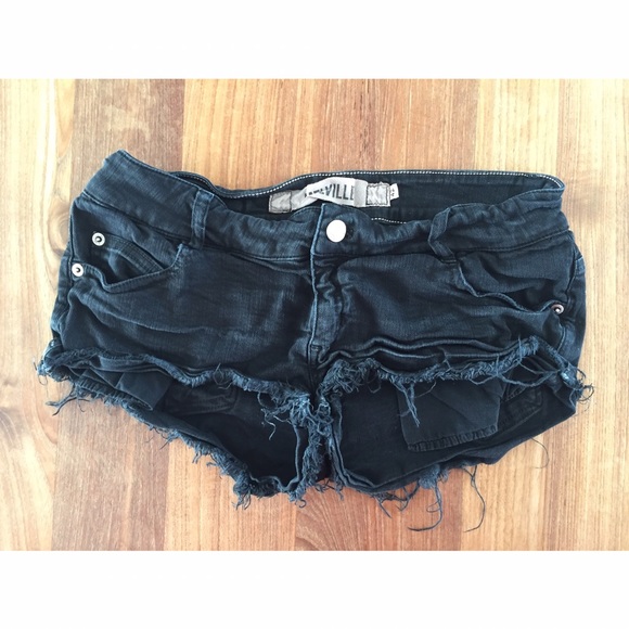 31 off Brandy Melville Pants Brandy Melville Black Cut Off Jean