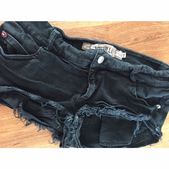 31 off Brandy Melville Pants Brandy Melville Black Cut Off Jean