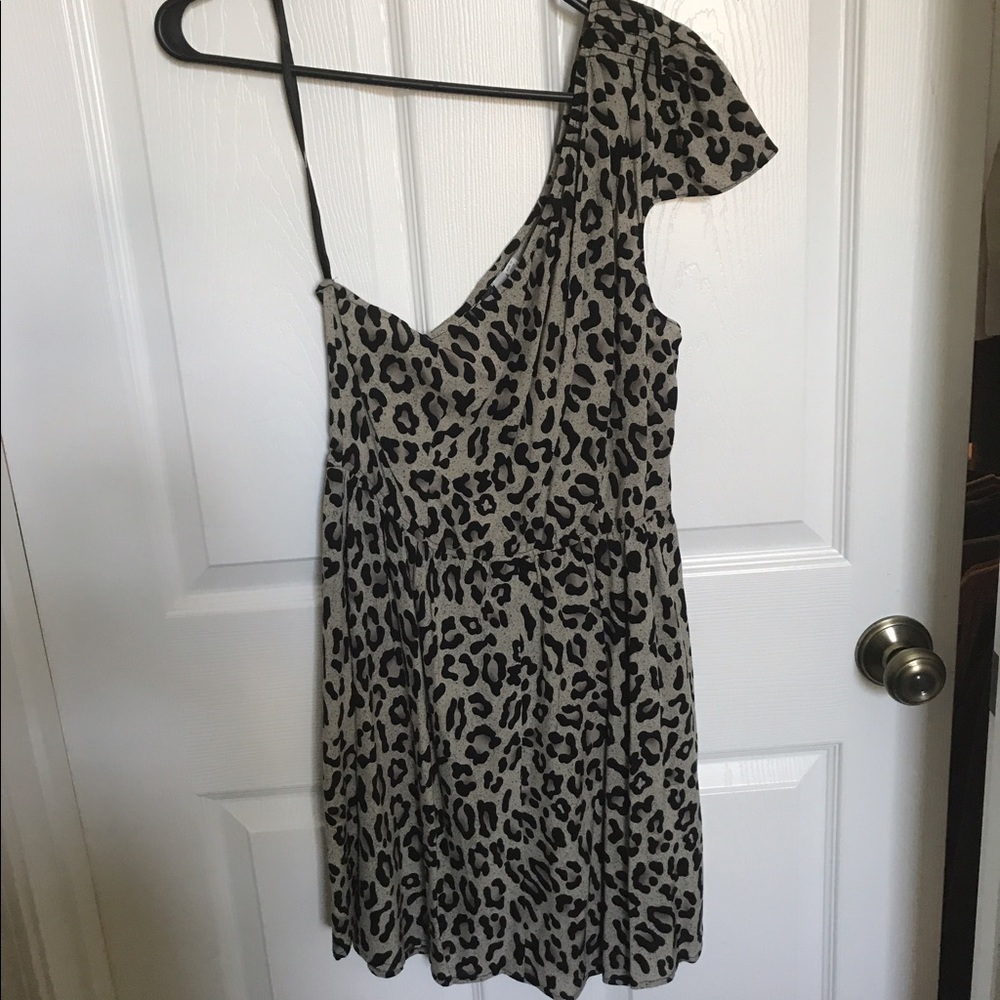 Leopard print one shoulder dress