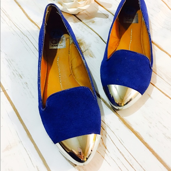 Dolce Vita Shoes - 🆑DV Cobalt Suede & Chrome Flats