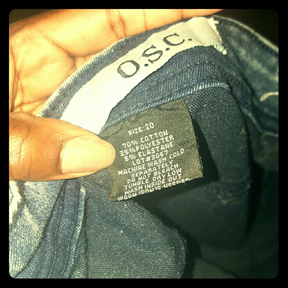 BLUE JEANS WITH STRESS